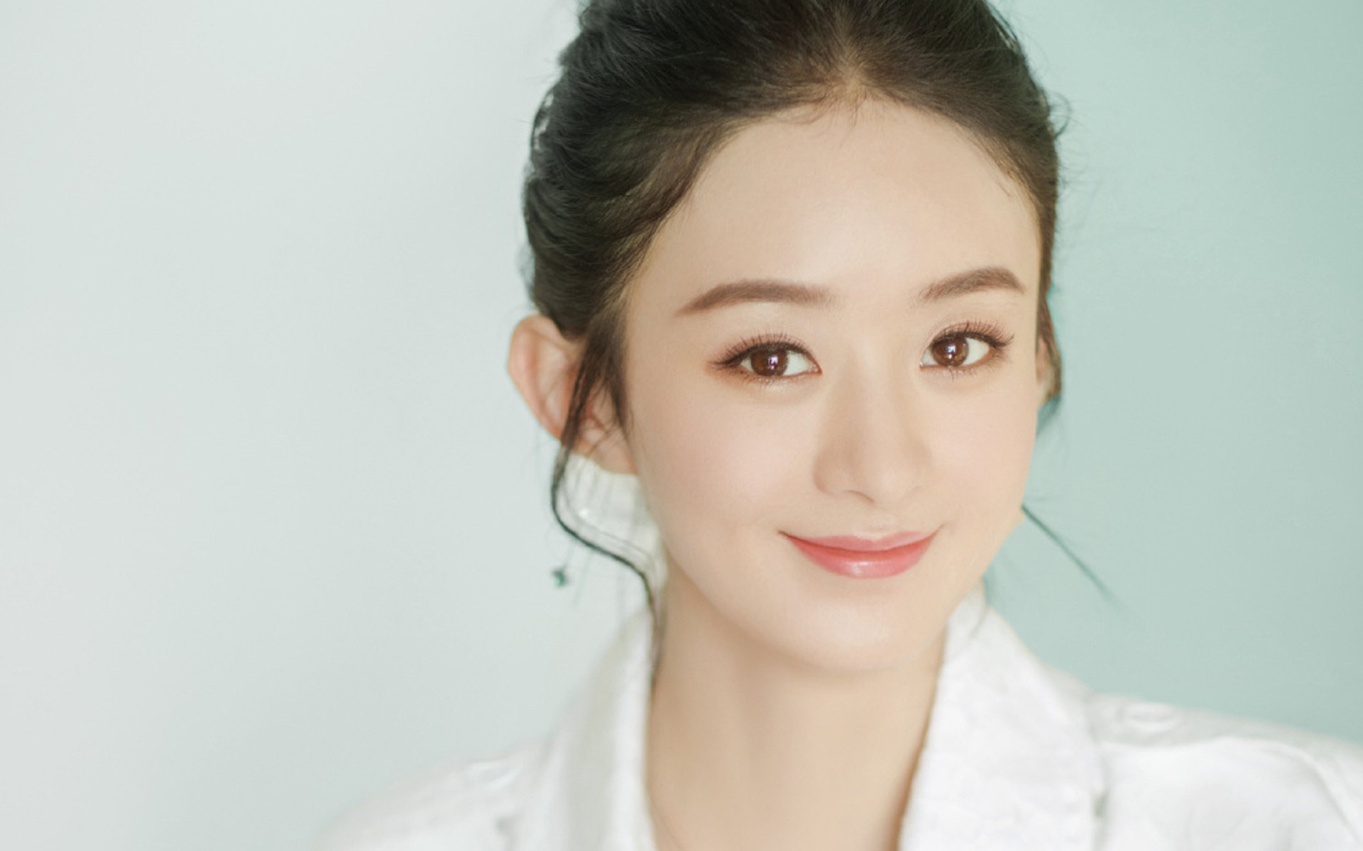 墨西哥队员滑雪鞋踢足球？新战术引争议，墨西哥滑板品牌