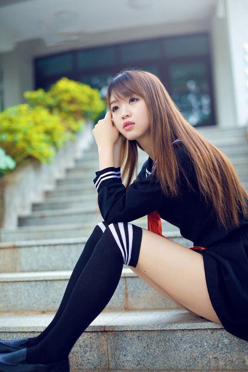 “马科斯·莫奇的防守压迫力，帮助阿根廷美洲狮队巩固世界地位”